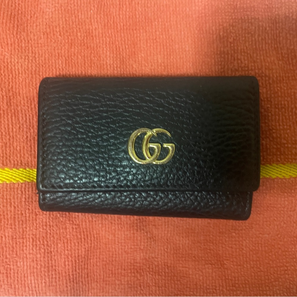 Gucci Marmont Leather Key Case Black - Picture 2 of 6